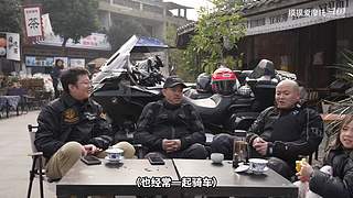 摸摸爱摩托的直播间