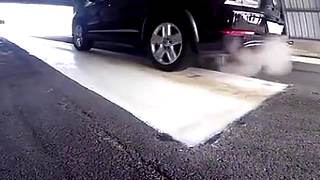 碰撞指南的直播间