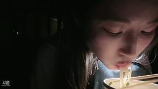 順其自然，隨遇而安 12076004