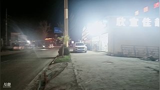 晚上去高尔寺看日照金山。