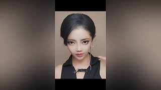很用心打DOTA的妹子哦