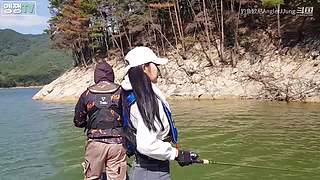 【路亚钓鱼】韩国美女在线钓鱼