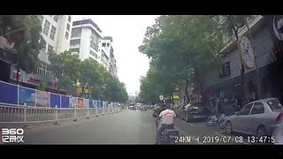 车祸集锦两行泪