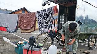 试车中 人力房车过寒冬
