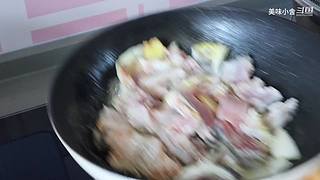 美味小舍的直播间