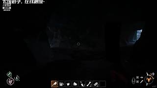 丫丫杀就是要跳起来打~