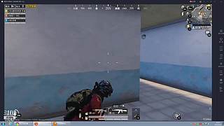 快看，那个傻瓜又来了