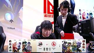 世冠KIC小组赛赛事轮播