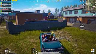 这局跳野区捡物资，慢慢发育不着急刚枪