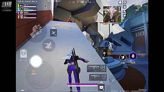 高能英雄主播四排挨打