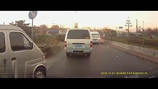 凡凡十三的直播间