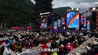 摸摸爱摩托的直播间