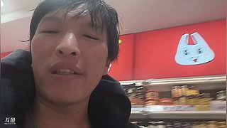 今天起床心情闷闷的