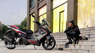 小丙摩托车评中心