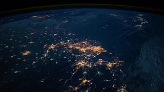 直播从空间站看地球