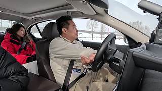 白话汽车的直播间