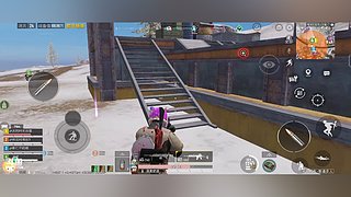 爱情小镇捡火箭筒