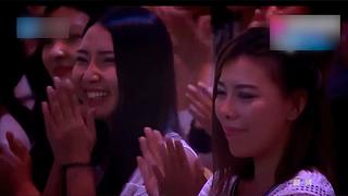 贾玲经典小品的直播间