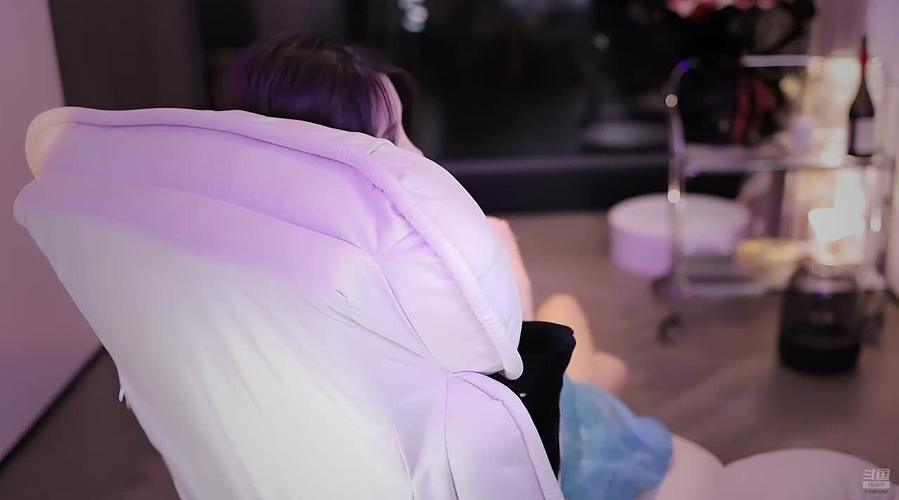 天冷了，进来暖和暖和