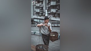 【隋唐】与君共饮盏中酒，几人哀伤几人愁