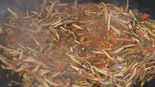 滇西小哥的美食视频