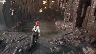 我尴尬的沉默里，泪！水！在！滴！