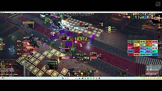 被红色运动员包围的体育爱好者的零下地