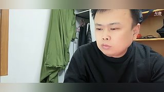 快要饿死的户外主播