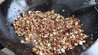 美味小舍的直播间