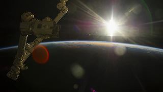 直播从空间站看地球