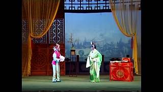 欣赏戏曲的房间