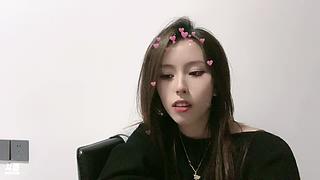 告诉你个秘密 12756493