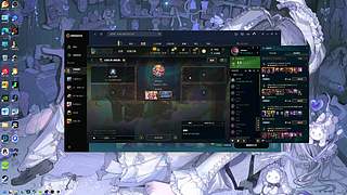 蘑菇包包的直播间