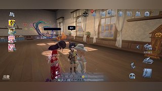 AAAA奥菲披发的直播间