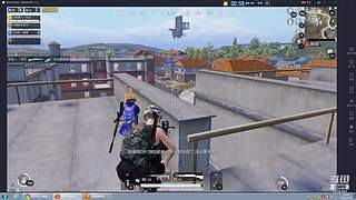 快看，那个傻瓜又来了