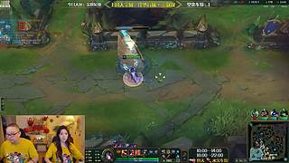 【夫妻嘿店】艾欧尼亚上车打游戏啦~！