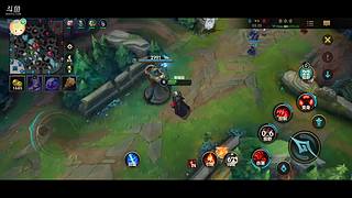 不说话，就是玩。