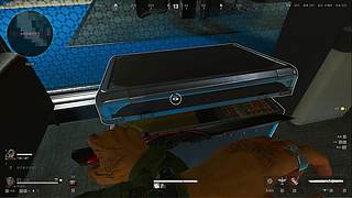 哥哥在干嘛？打游戏呀