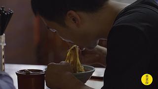 美食台：美国鸡肉名菜左宗棠鸡