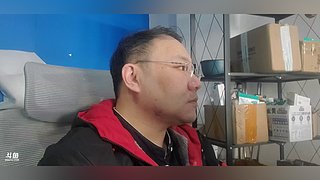 滟滟随波千万里，何处春江无月明