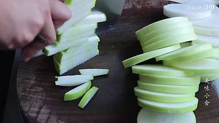 美味小舍的直播间