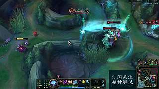 站在峡谷之巅的男人