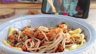 中二少女十七的直播间