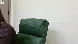 村里跳舞那个女孩