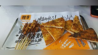 和宁子出来约....唱歌。