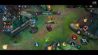 不说话，就是玩。