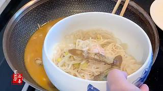 浙江遂昌美食——炒黄未馃