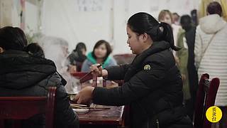 美食台：美国鸡肉名菜左宗棠鸡