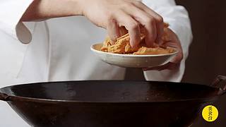 美食台：美国鸡肉名菜左宗棠鸡