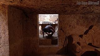 疯狂原始人带你荒野求生